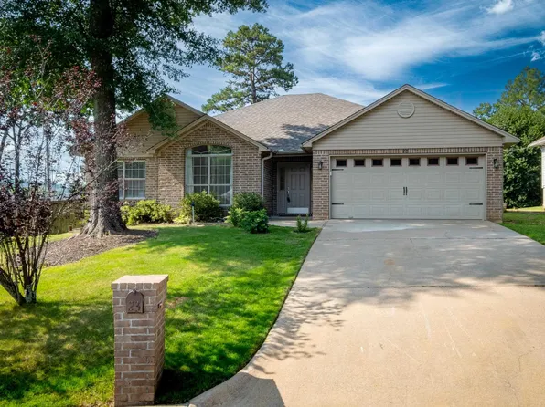 23 Brennan Ln, Little Rock, AR 72227