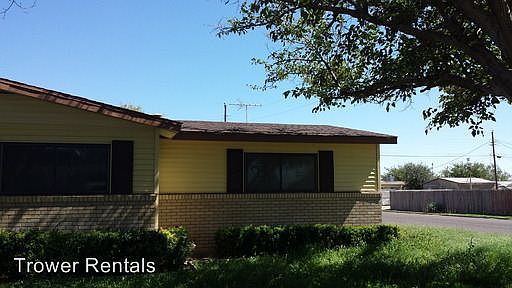 2nd image of 1013 Summer Ave