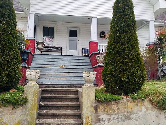 3rd image of 113 Court St