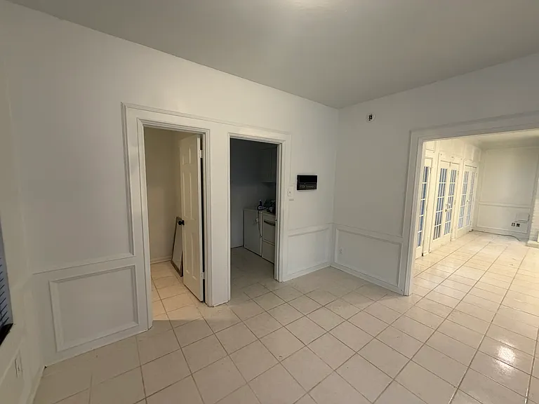 7218 Holder Forest Ct — Photo 28