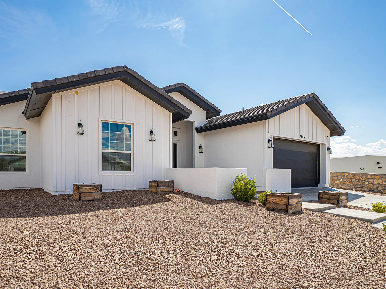 4 bed, 3.0 bath, 2089 sqft, $2,850 — Photo 3