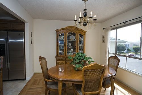 5th image of 6 Fairview Ave