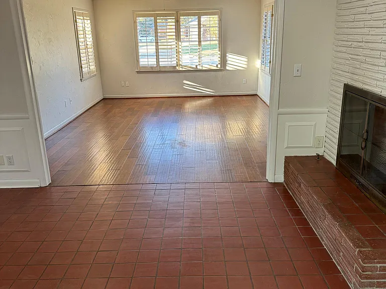 2125 Belleview Dr — Photo 23
