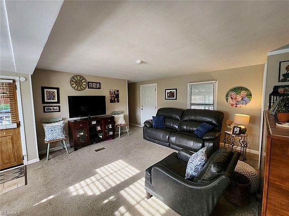 2nd image of 3600 Nelson Farm Ct
