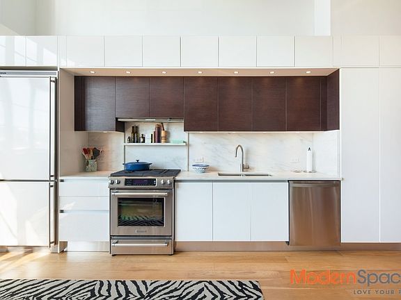 2nd image of 2728 Thomson Ave Unit 347