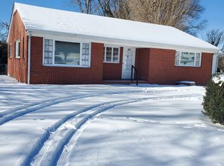 585 S 5th St, Wytheville, VA 24382