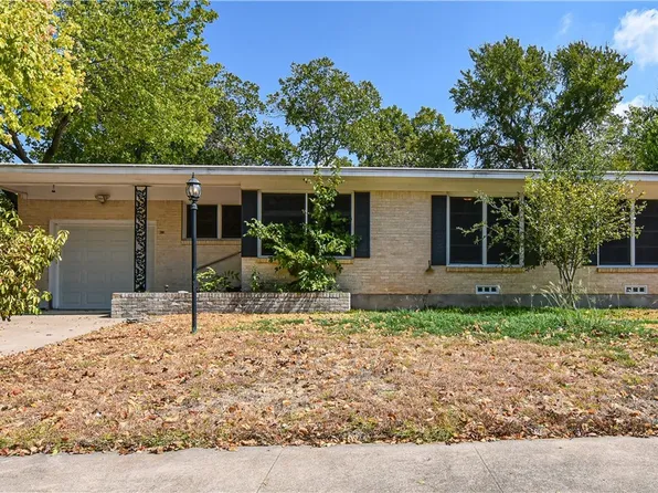 210 E Walker Ave, Temple, TX 76501