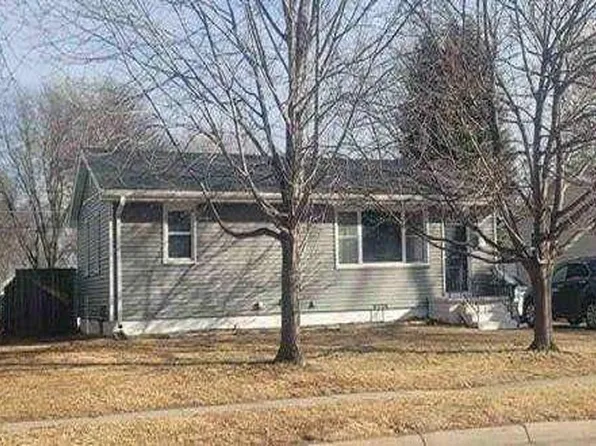 3619 E Ave, Kearney, NE 68847
