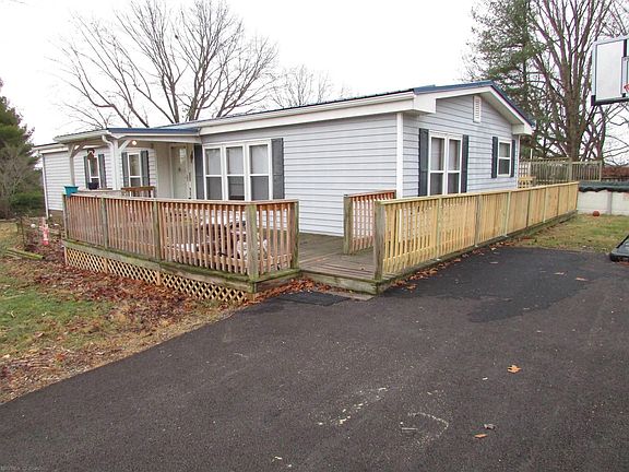 3rd image of 5417 Cloyds Wood Dr
