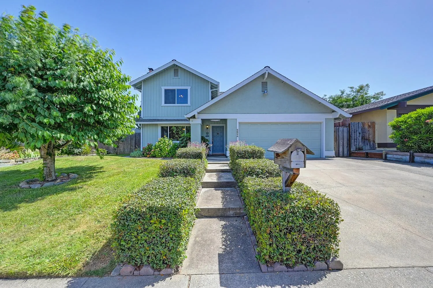 5924 Trawler Way photo 1