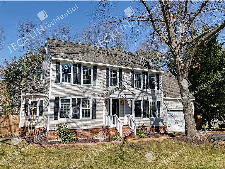 4670 Rollingwood Ln — Photo 2