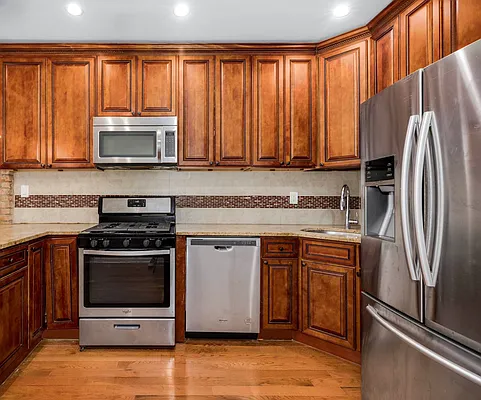 Rented by Corcoran | media 7