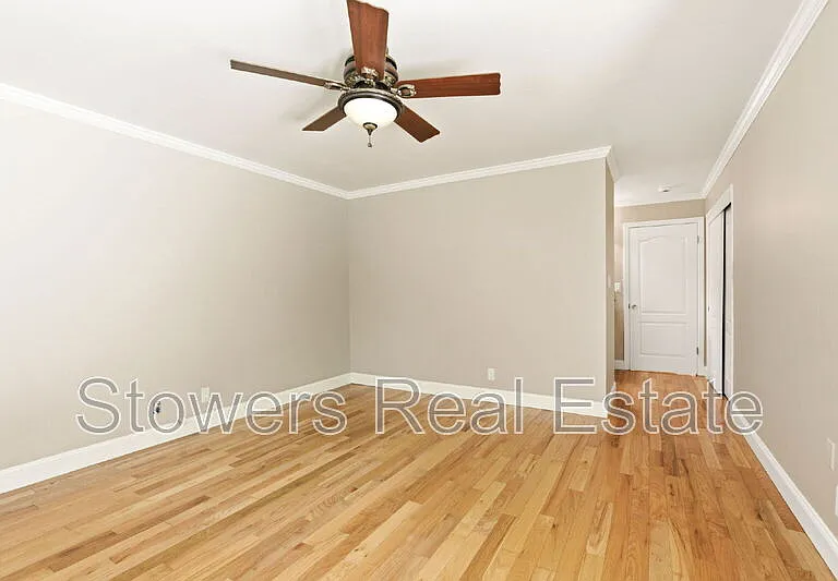 18 Van Gordon Pl — Photo 32