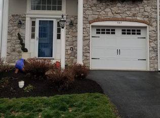 783 Oak Leaf Ln, Harrisburg, PA 17111
