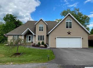 29 Pleasant View Rd, Tannersville, NY 12485