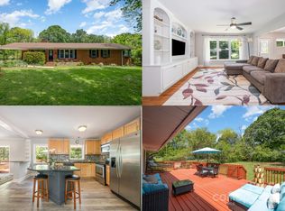 5230 Pinebrook Dr, Charlotte, NC 28208