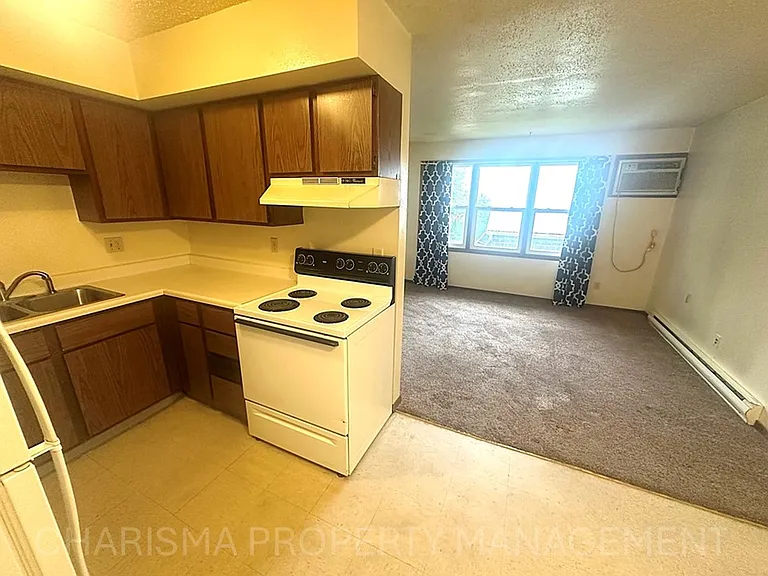 Garretson Apartments III A — Photo 18