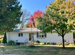 727 Michaelis St, Marinette, WI 54143