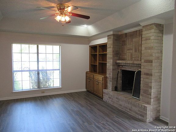 3rd image of 13841 Brook Hollow Blvd