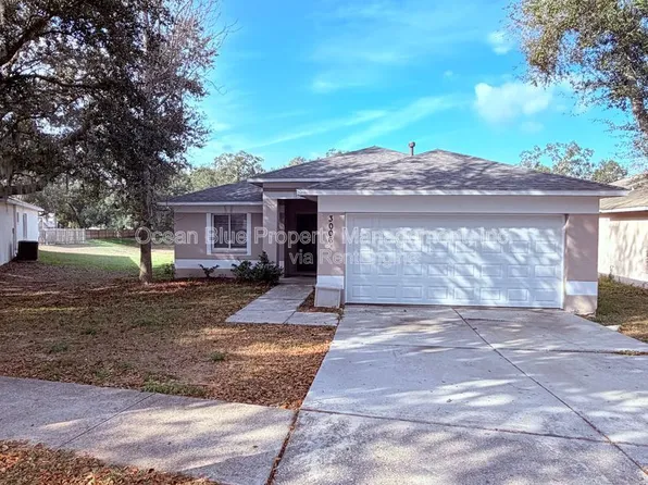 3006 Summer House Dr, Valrico, FL 33594