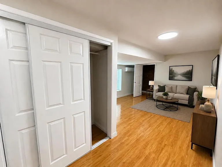 468 Jeffries Ave — Photo 19