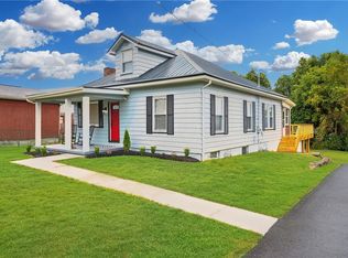 1430 Old Butler Rd, New Castle, PA 16101