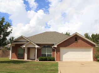 322 Amanda Ct, Whitehouse, TX 75791