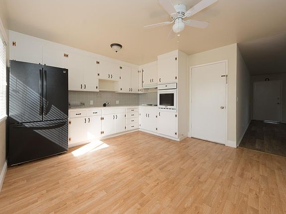 3rd image of 2623 Kitsap Ct