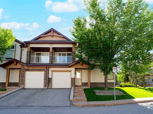 11 S Panatella Lndg NW #203, Calgary, AB T3K 0K8