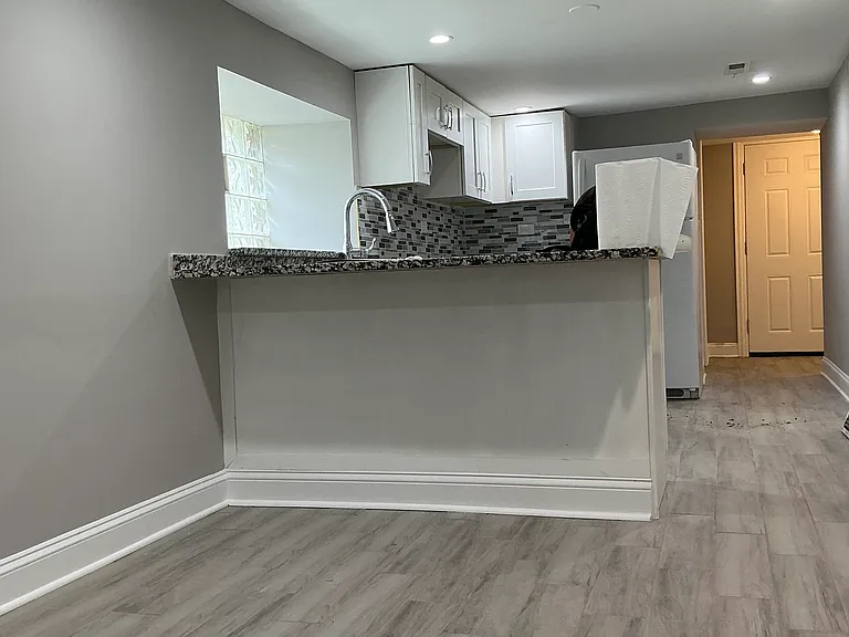 1400 N Lawndale Ave #G — Photo 4