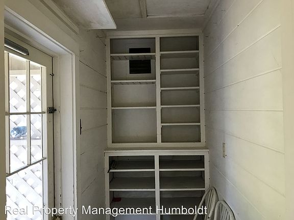 4th image of 3543 Dolbeer St