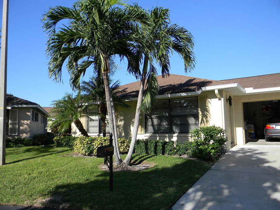 1st image of 9880 Pecan Tree Dr APT A