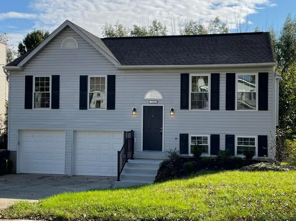 1651 Deer Run Dr, Burlington, KY 41005
