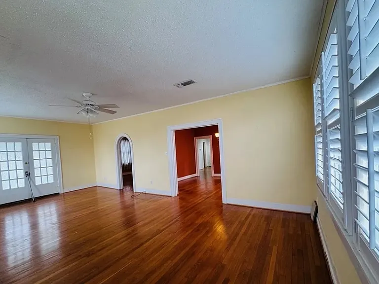 109 N Lutterloh Ave — Photo 11