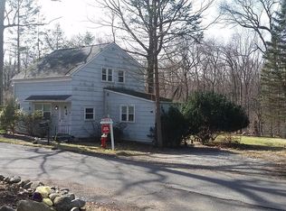 20 Reeds Ln, Woodcliff Lake, NJ 07677