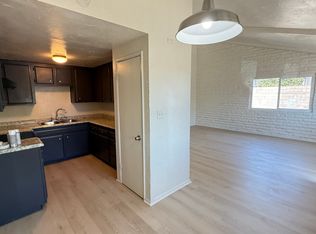 16732 Holly Dr APT 4, Fontana, CA 92335
