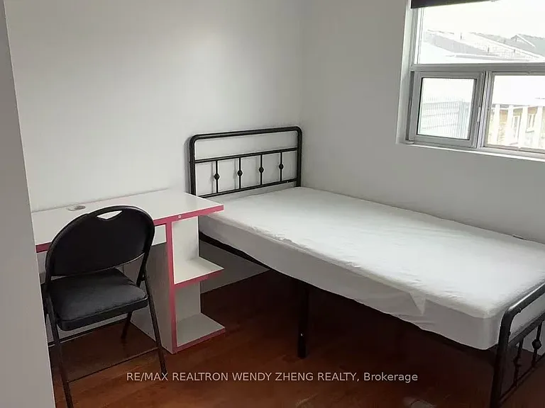 306 Cook Rd — Photo 1