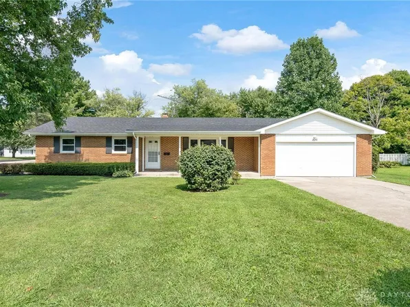 320 San Mar Gale Dr, Sabina, OH 45169