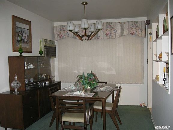 4th image of 24 Lark Ct