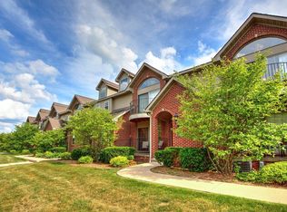 2976 Signature Blvd, Ann Arbor, MI 48103