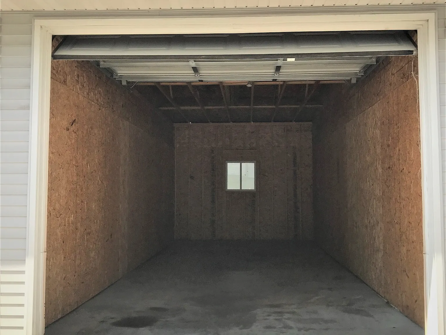 FLP 6748 Jacobs Way - Garage 2 — Photo 2
