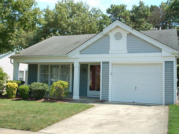 2nd image of 1527 Serrata Way
