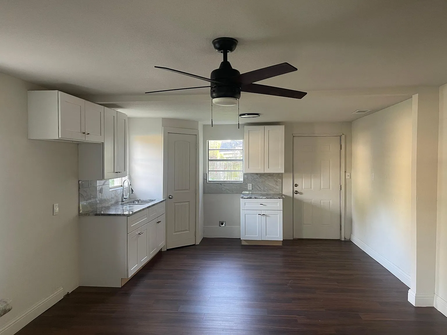 2714 N Tenneha Ave — Photo 4