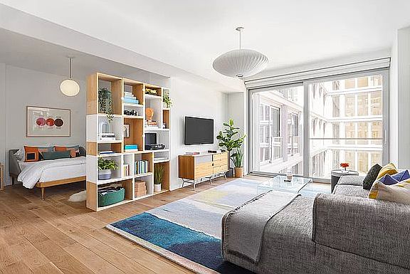 3rd image of 547 W 47th St Room 605