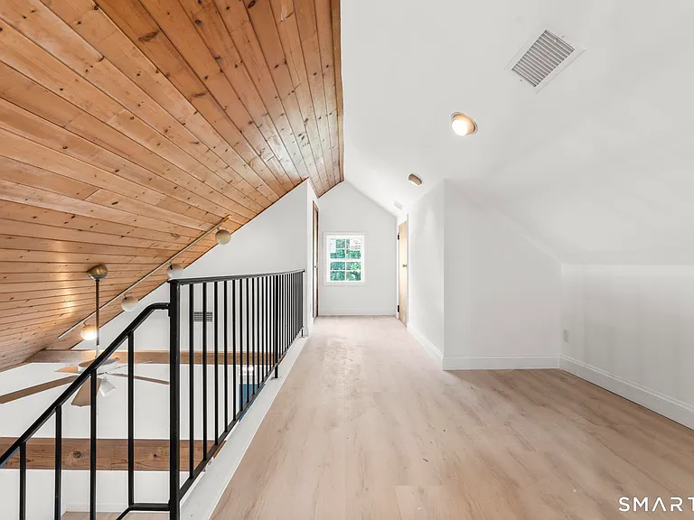 64 Soundview Ave #3 — Photo 19