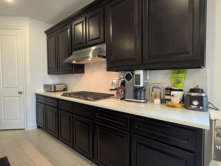 1513 Larson Ln — Photo 14