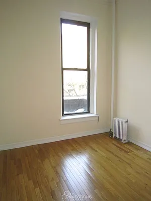 Rented by City Connections Realty | media 32