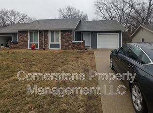 1026 Jana Dr, Lawrence, KS 66049