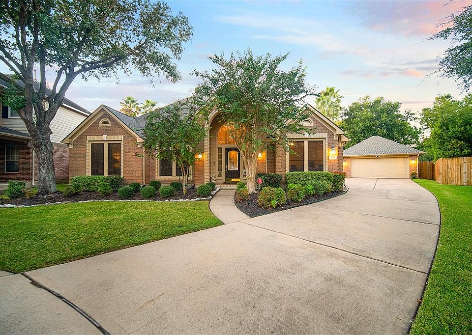 1st image of 18002 Ivory Crossing Ln