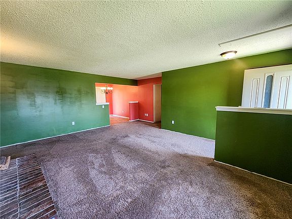 5th image of 1401 W Callahan Dr